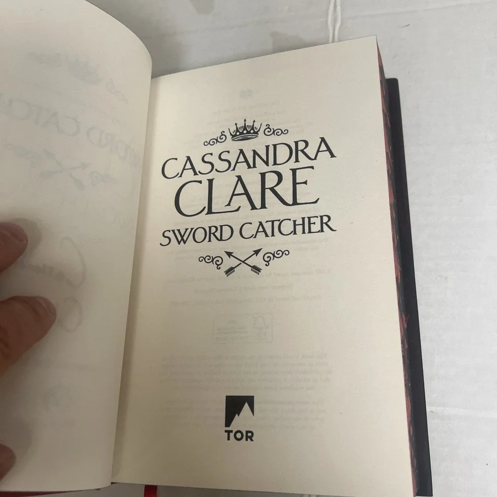 Cassandra Clare Sword Catcher SIGNED‎ Fairyloot Edition 2023 HCDJ Sprayed Edges